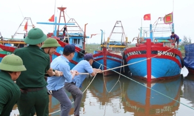  Tập trung ứng phó bão số 10 và mưa lũ, sạt lở đất